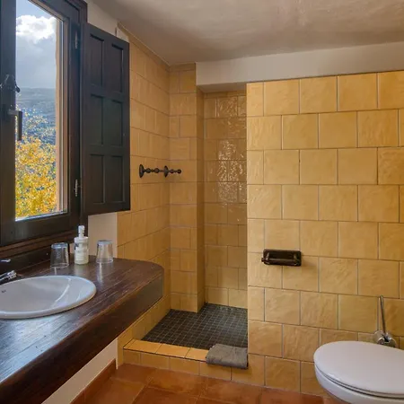 Arroyo De La Greda, Your Perfect Base For Activities In Sierra Nevada And Granada בית כפרי